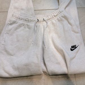 White Nike Sweatpants Size Small